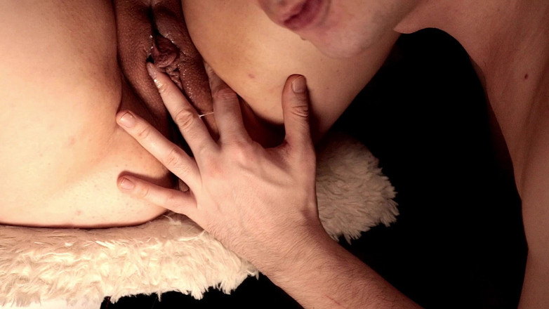 Godsgifts1: 膣を舐めてイキ、クローズアップで膣を舐める