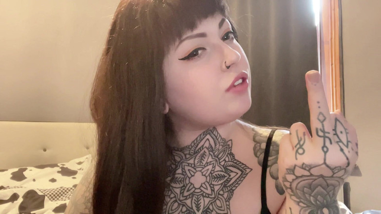 Miss Valentina: Findom Flip off