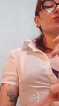Stepmommy Shows How to Play