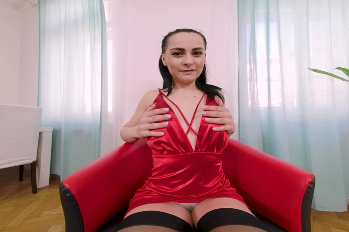 Erotic Sinners: Meisje in rode jurk