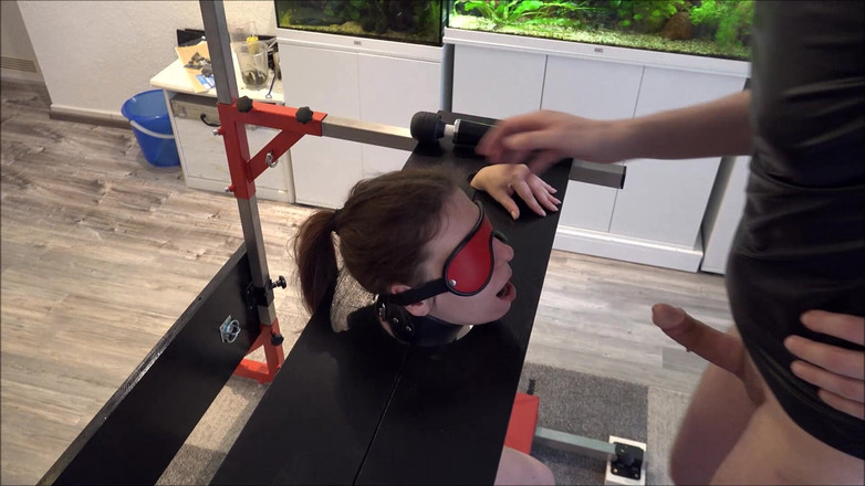 Master-Thomas: Slave Defenseless in Pillory Driven to Orgasm on Sybian