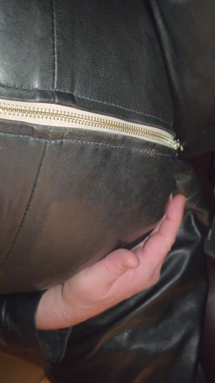 Leatherman63: 拍打我的鸡巴