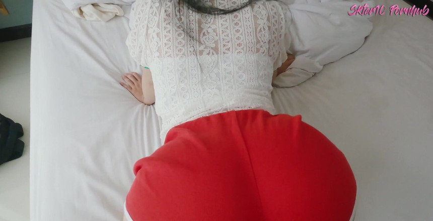 18_honey: Sexig thailändsk tjej och stor kuk doggy