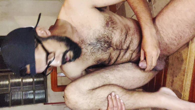 Stink HairyMale: Watching porn for the trillion time
