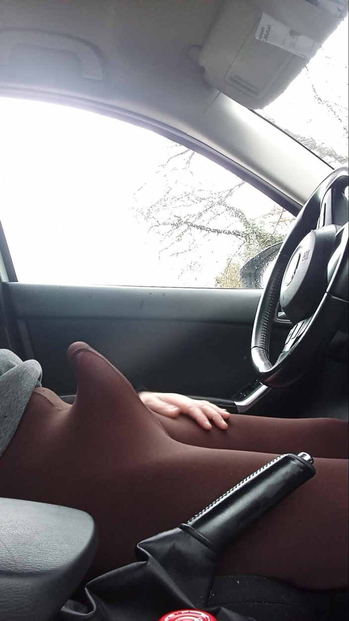 Pantyhose boys: 用紧身裤