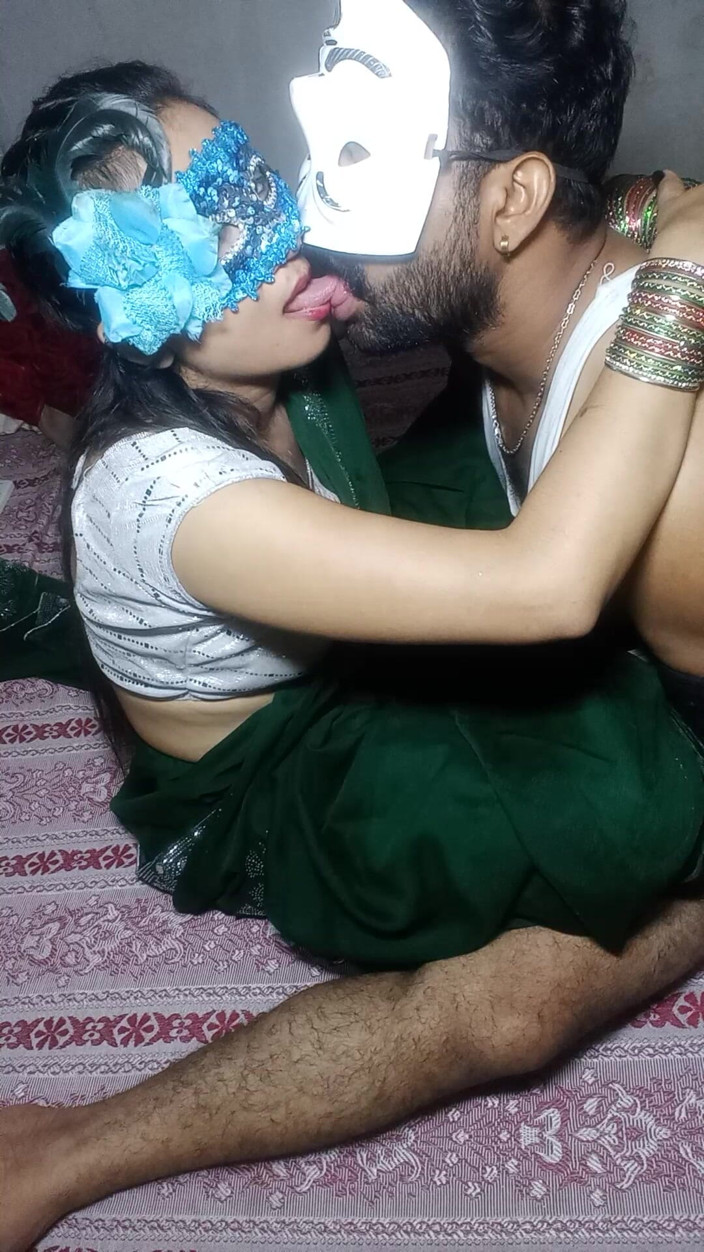 cuteindiancpl21: Cuplu indian sexy plin de romantism