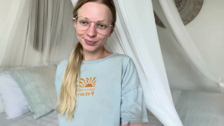 Goddess_Bella_Rae: La matrigna ti chiama un bravo ragazzo - asmr