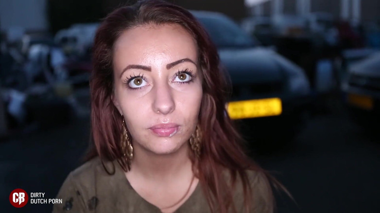 Cumbizz: Dutch teenslut outdoor blowbang and cumswallowe