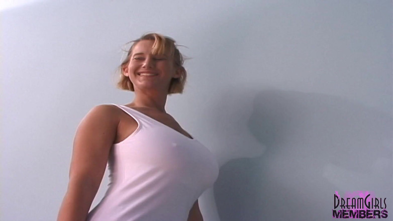 Dream Girls: Huge Tit MILF Poses in Casting Shoot