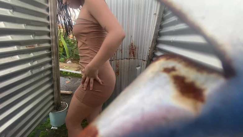 kloyesteicy: Își permite să fie înregistrat în cabina de plajă