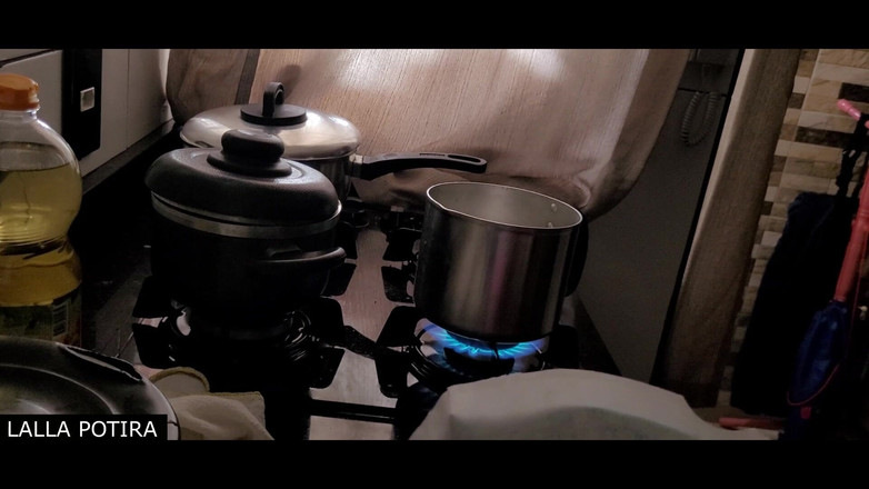 Lalla Potira: Comi a Mulher Enquanto Ela Ainda Estava Descansando, Que Bucetinha...