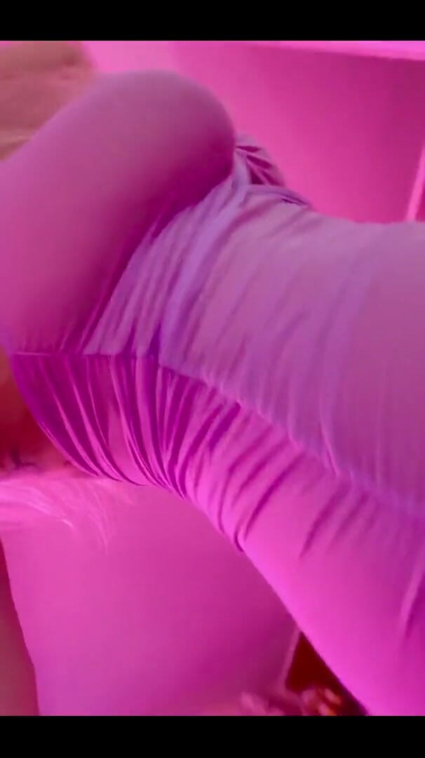 PaintedRose: Baciami altre labbra e fianchi solo per te mi prenderò...