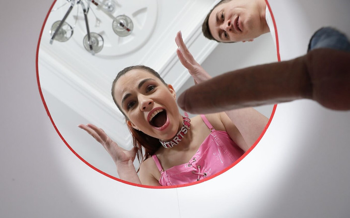 Only Tarts: Nevlastní sestra dostane velmi velký dárek na Valentýna