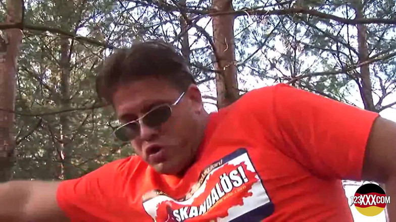 123XXX - Fucked Amateurs in Germany!: Bruna seducente scopata nel parco