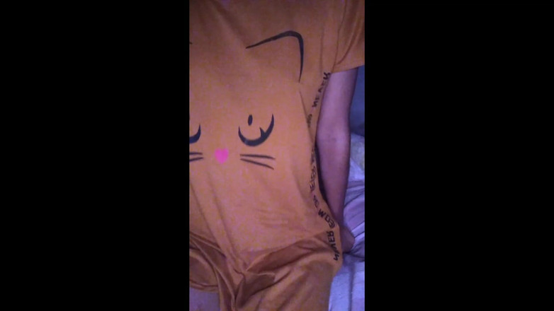 Indian Senu: Indisk desi vacker college flicka fingrar och onanerar hennes fitta...