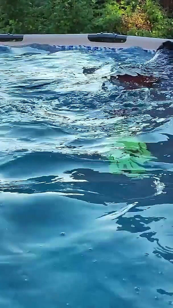 Princess18_: Swimming and Holding My Breath in Very Cold Water