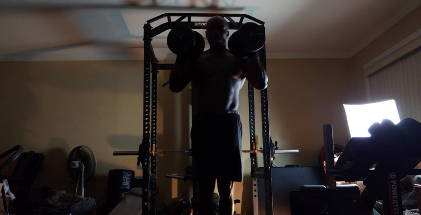 Hallelujah Johnson: प्रतिरोध प्रशिक्षण कसरत आज 5