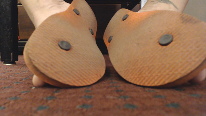 Abby Anna: Abby's feet flip-flop closeups
