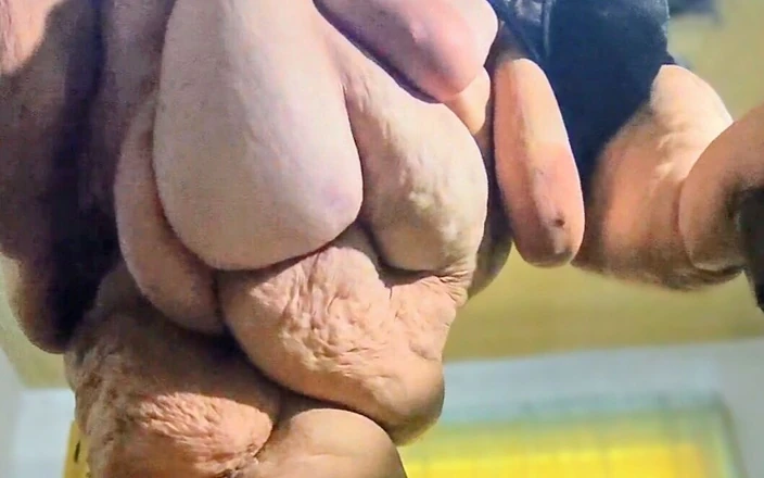 HerculesnVENUS: Tvrdý šéf má úkol, konečně stříká
