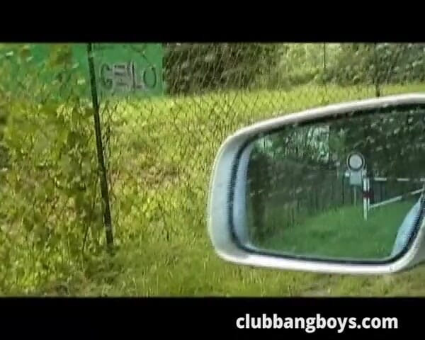 Club Bang Boys: Відсмокчи мені в машині