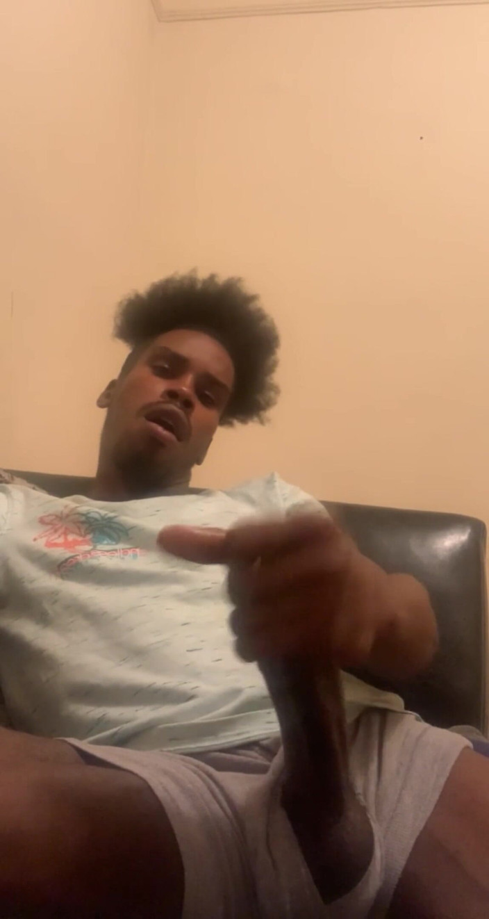 Prettyboy J: 2 handed jerk off