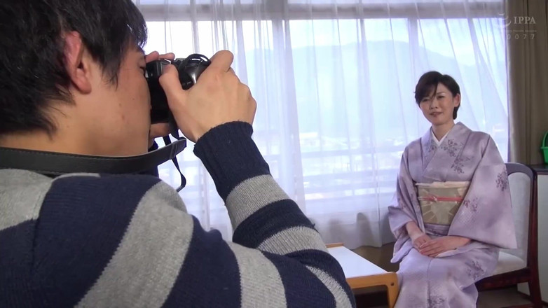 Raptor Inc: Premium Japonia: 12 mame sexy frumoase purtând ținută culturală, flămânde de sex -5