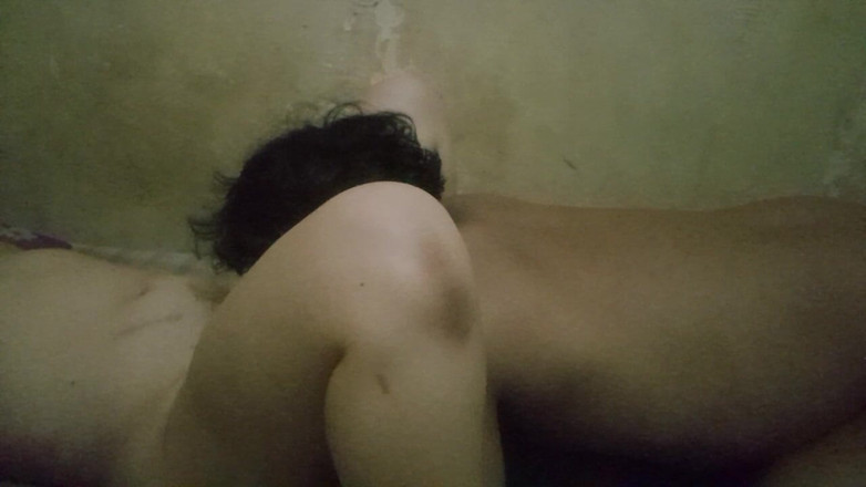 Angelina Pop: फुहार निकलने तक बॉयफ्रेंड की चूत चाटना