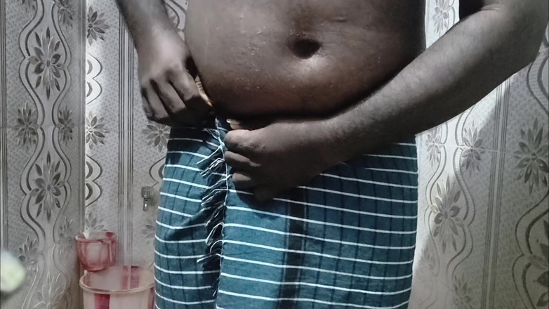 CarvingShovel: Tamilischer junge pissen