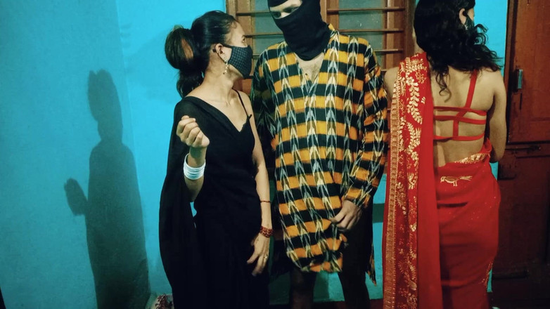 Hot_Monika: दो भाभी जोरदार सेक्स के लिए शरारती देवर के साथ चुदाई करती हैं, भाभी कुंवारी कमसिन देवर को चुदाई सिखाती है