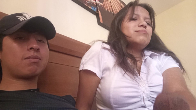 Moo DBOXXX: Секретарка відчуває себе винною за те, що вона зраджує своєму хлопцеві, вона багато думає про це, але продовжує мене трахати