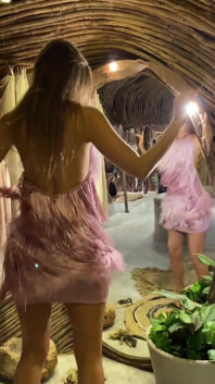 Robe de mode rose