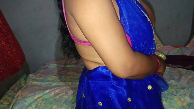 Savita5343: Devar ne mujhe kapde change karte huwe dekh liya veya...