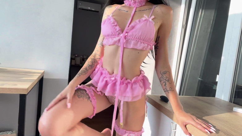 Stasya Pollna: Cute Ukrainian girl shows her new cosplay