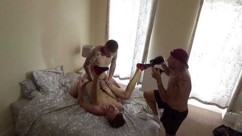 RAW PORN SPY CAM: Денат відтрахана на шалавці аароном господарем