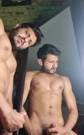 Otterjock_91: 鏡に大きな混乱を残しました、誰がそれをきれいにするつもりですか?