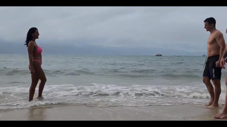 Kel Macettare: Aku ketemu sama dua kucing di pantai dan bercita-ra di...