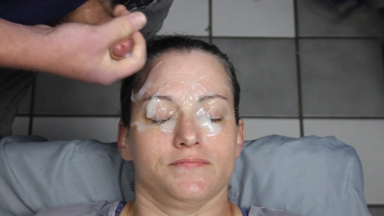 Dirty Dees: Dirtydees -उसके चेहरे पर ढेर सारा वीर्य