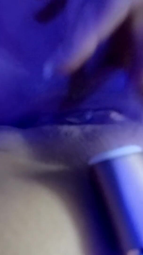 Rosedale troubles: Hot masturbation close up