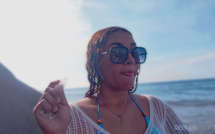 Cummy Bear: Beach bunny brazil adalah yang terbaik