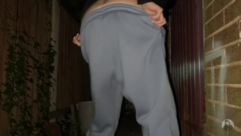 Alice Bean: Libertad de mear