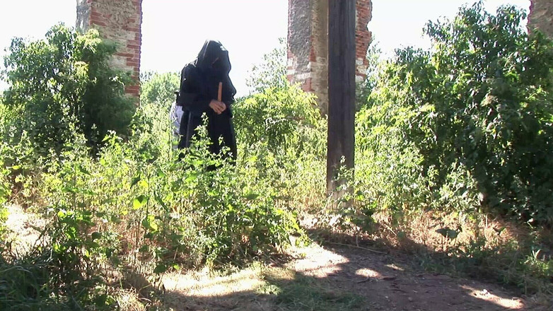 Alfacontent World: Dieses atemberaubende mädchen bekommt ihre bestrafung von zwei versauten typen