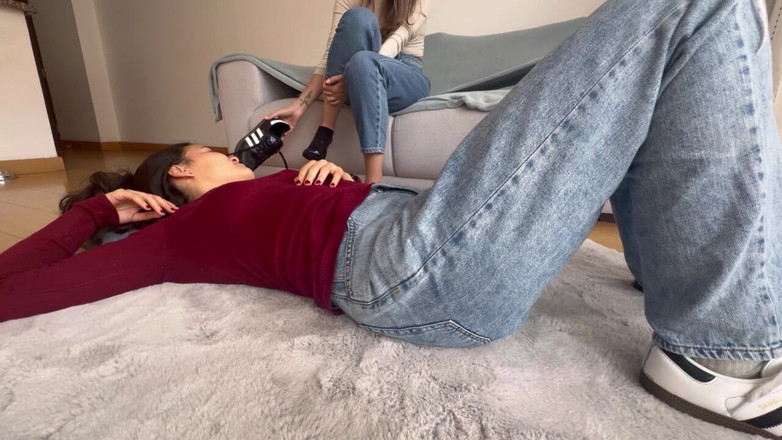 scarlettandc: समलैंगिकों के बीच पैर बुत