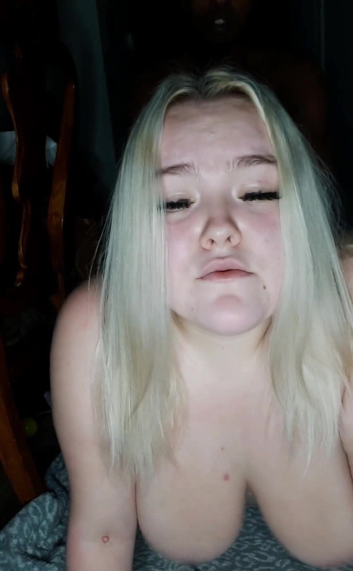 Missi Rae: Frei zu sehen auf meiner seite, schlampiger kopf und ficken...