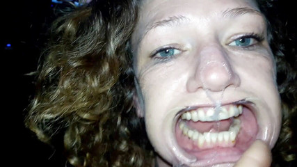 B & J productions: Zubní roubík se používá k šukání