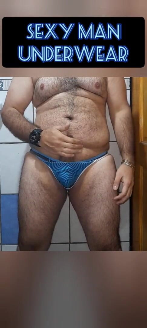 Davidandrexxx: Fun an cum using blue jock
