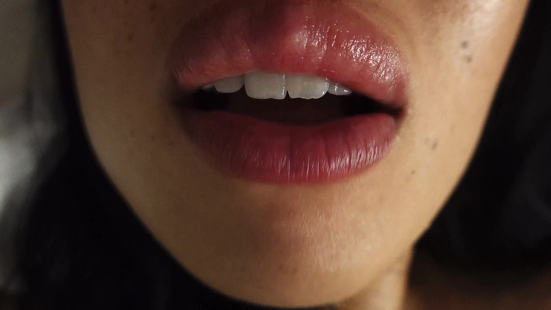 Asmr_mouth: Suka menjilat awak dalam posisi berbaring