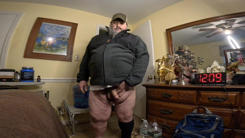 GeneWadexxx: Gara-gara nggak sabar buka celana itu, cewek ini nggak sabar...