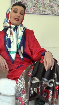 Your Headscarf Training Part 1, Lady Victoria Valente