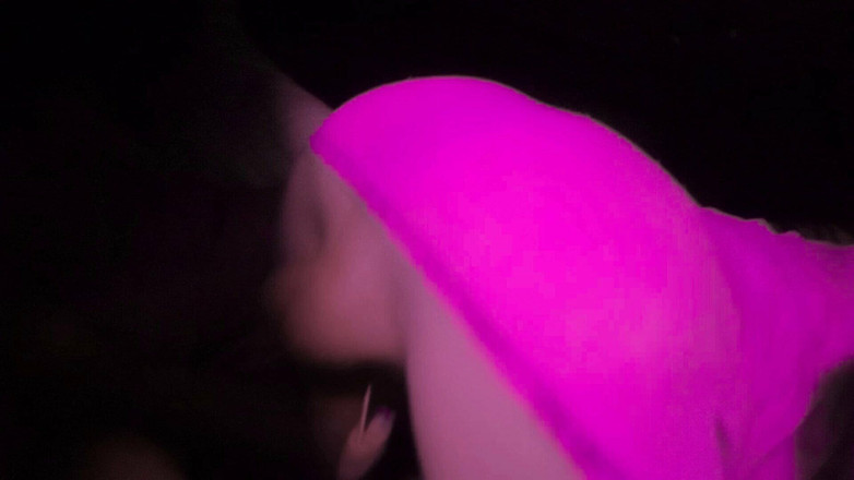 Tiffany Ciskiss: 展示我的屁股和大鸡巴