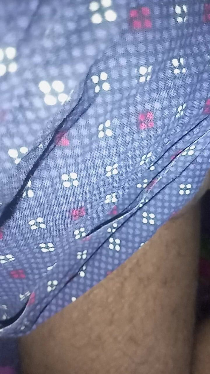 Hungry cliff: Desi Dick